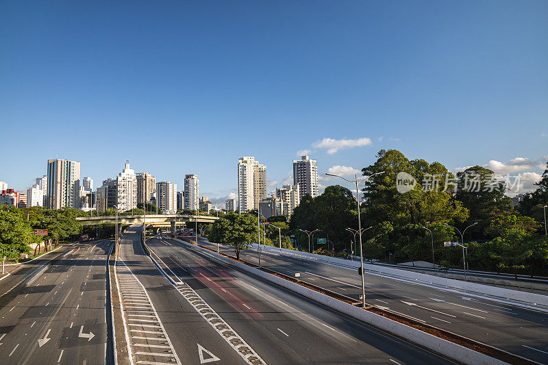 23 de Maio大道，靠近Ibirapuera公园，圣保罗市